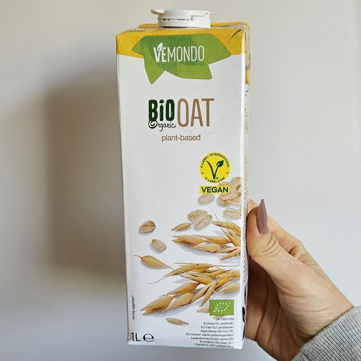 photo of Vemondo Bio Oat Milk shared by @angelarusso on  12 Jul 2025 - review
