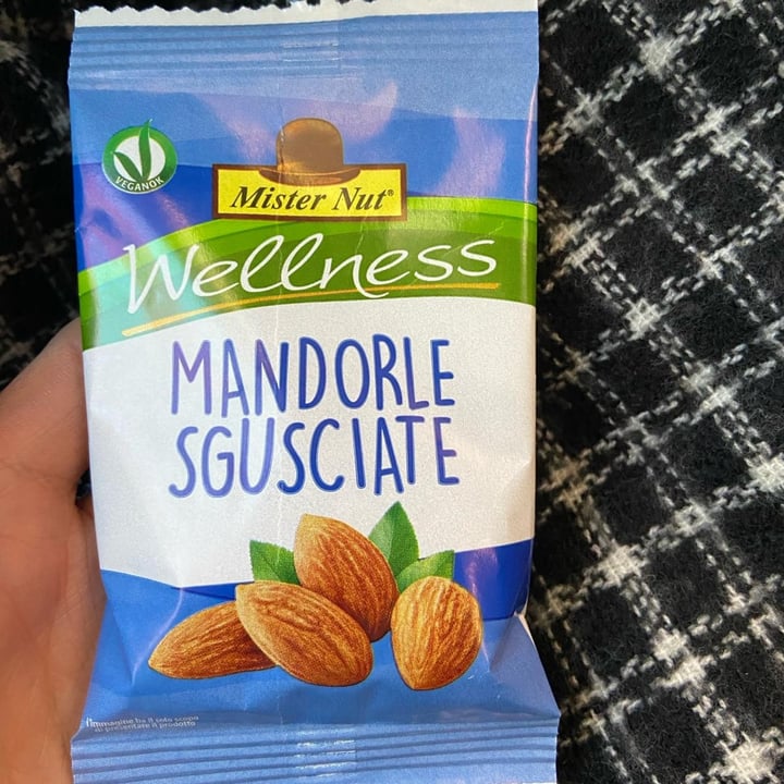 photo of mister nut veganok mandorle sgusciate shared by @aangi on  07 Mar 2024 - review