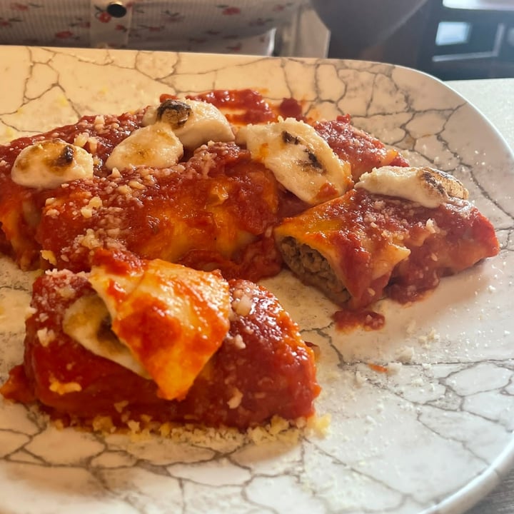 photo of Rifugio Romano Cannelloni Vegan shared by @irislacaprettafelice on  31 Jul 2025 - review