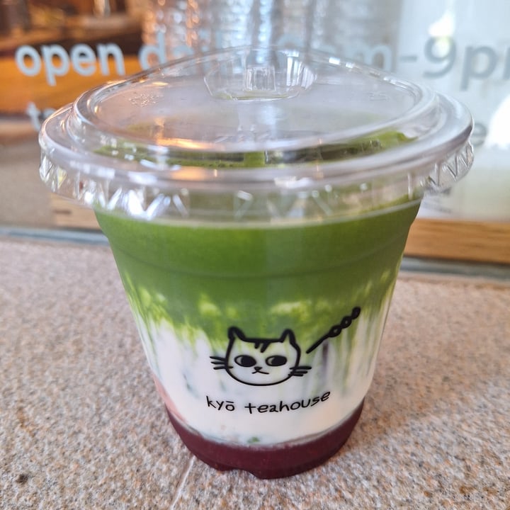 photo of kyō teahouse | cross street strawberry matcha shared by @veganspicegirl on  11 Oct 2025 - review