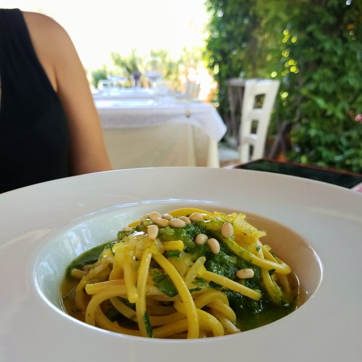 photo of Ristorante Enoteca “ Osteria del Lago” Bolsena Spaghettoni Quadrati Con Pesto Di Rucola E Zafferano shared by @moonshade on  24 Aug 2023 - review