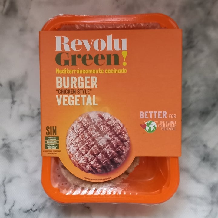 photo of Revolu Green Burger Vegetal "Chicken Style" shared by @animalsvoices on  29 Sep 2023 - review