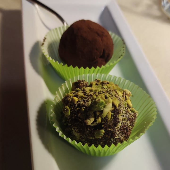 photo of La Tecia Vegana bombette di cioccolato shared by @user123987 on  13 Oct 2023 - review