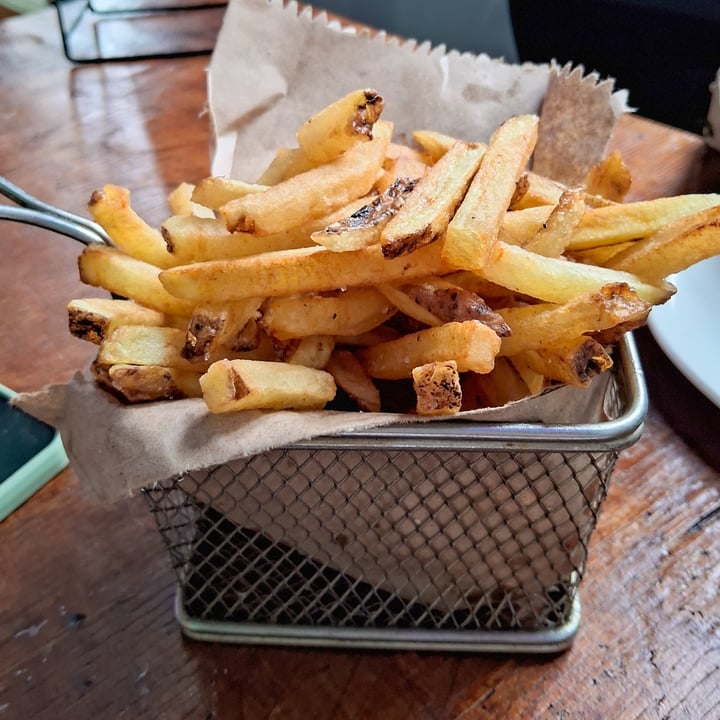 photo of Vegan Dealer Papas Fritas Personal shared by @isthatgal on  29 Dec 2023 - review