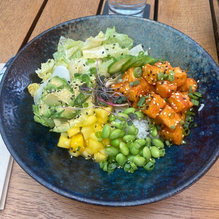 photo of Cactus Club Cafe Crispy Tofu Bowl shared by @veggie-meg on  19 Jan 2025 - review