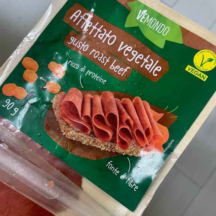 photo of Vemondo affettato vegetale gusto roast beef shared by @quandleloup on  07 Oct 2023 - review