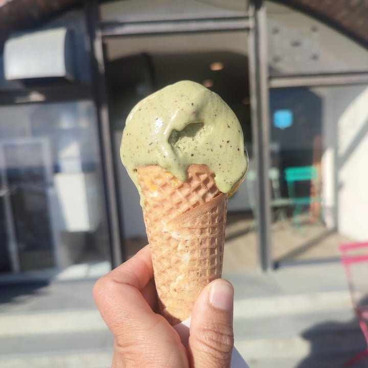 photo of Qualcosa di buono Cono con gelato al pistacchio shared by @monica86 on  13 Sep 2023 - review
