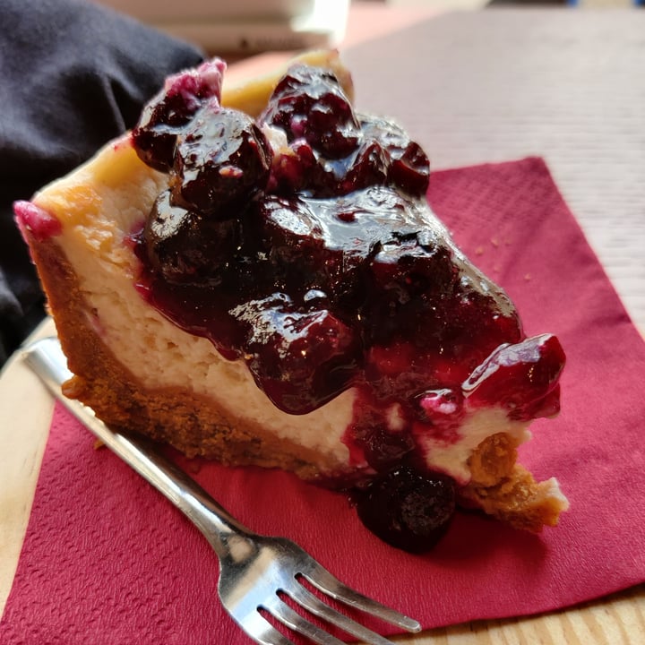 photo of Julietta Pastry and Lab New York Cheesecake shared by @claudiog on  23 Mar 2024 - review