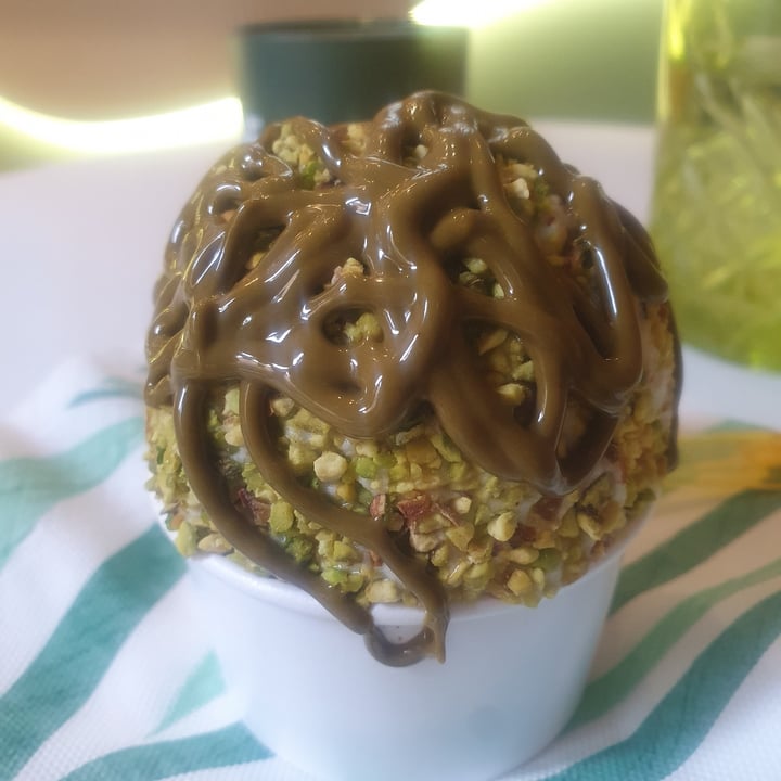 photo of Fluo Premium Vegan Ice Cream Pistachio paradises shared by @lorenzajac on  19 Jul 2025 - review