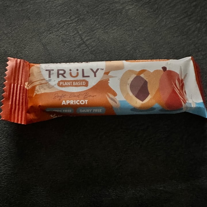 photo of Truly Soft Oat Bar - Apricot shared by @gillhibbitt on  02 Oct 2025 - review