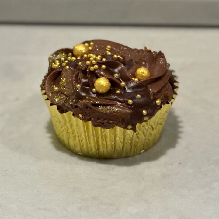 photo of Kaylee's Eatery Chocolate Cupcake shared by @securemonkey88 on  03 Mar 2024 - review