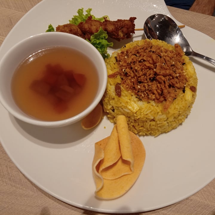 photo of VeganBliss 蔬福 Pineapple Fried Rice shared by @veganspicegirl on  23 Dec 2023 - review