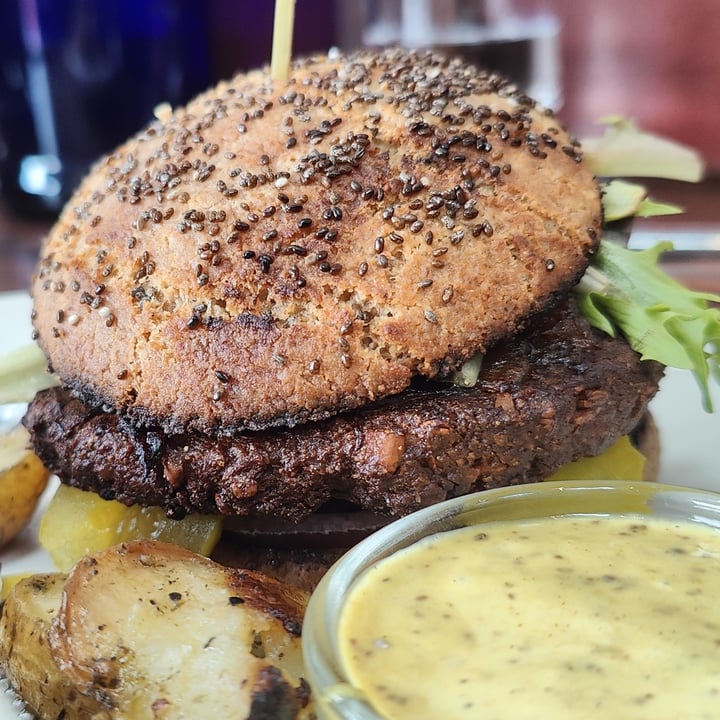 photo of Be Love Winter Burger shared by @mikebroadhead on  09 Mar 2024 - review