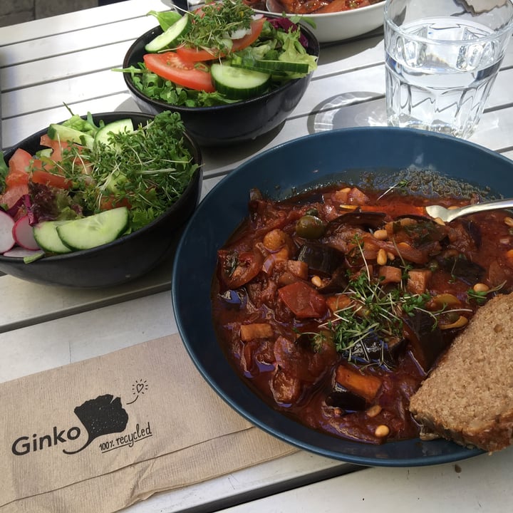 photo of Café Greenhouse Melanzanidish with bread and Salade shared by @radhaanjali on  18 May 2024 - review