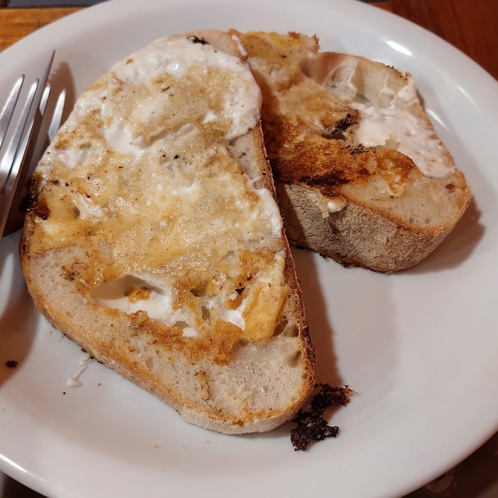 photo of Hera Veggie pao na chama com cream cheese shared by @jcasati on  20 Mar 2024 - review
