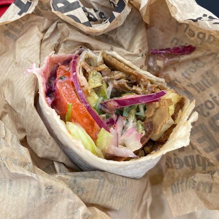photo of Gaia Kitchen Vegan kebab wrap shared by @tsarinaveg on  07 Apr 2024 - review