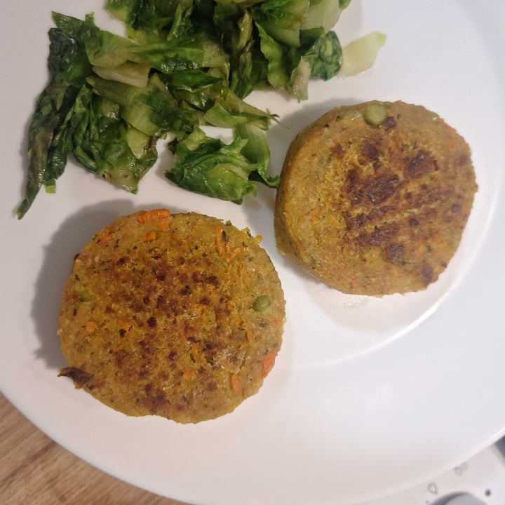 photo of is veg burger vegetale shared by @bessylabestia on  19 May 2025 - review