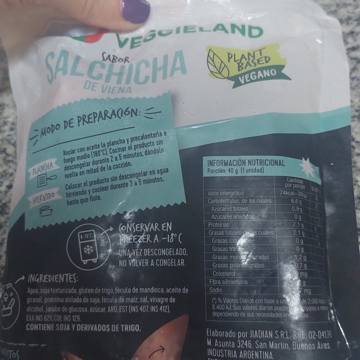 photo of Veggieland Salchichas Veganas shared by @bastet on  29 Oct 2023 - review