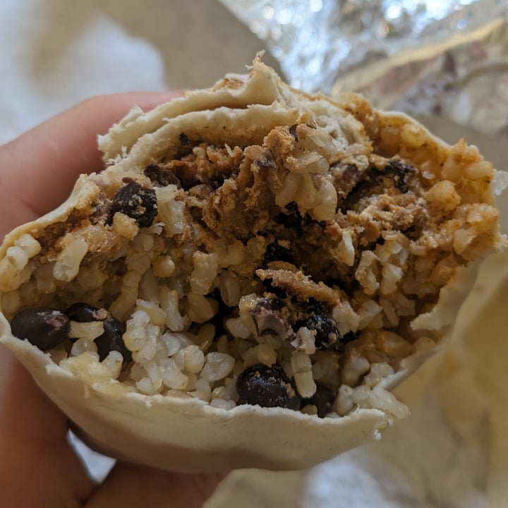 photo of The Mighty Bowl Burrito shared by @brtjohns on  20 Apr 2024 - review