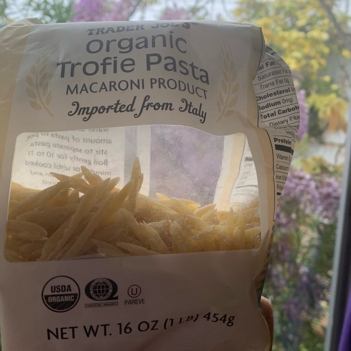 photo of Trader Joe's Organic Trofie Pasta shared by @unejanie on  21 Apr 2024 - review