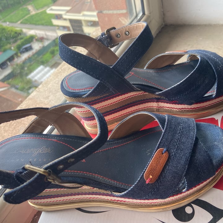 photo of Wrangler sunshine jeena strap shared by @pippocat on  26 Jun 2024 - review
