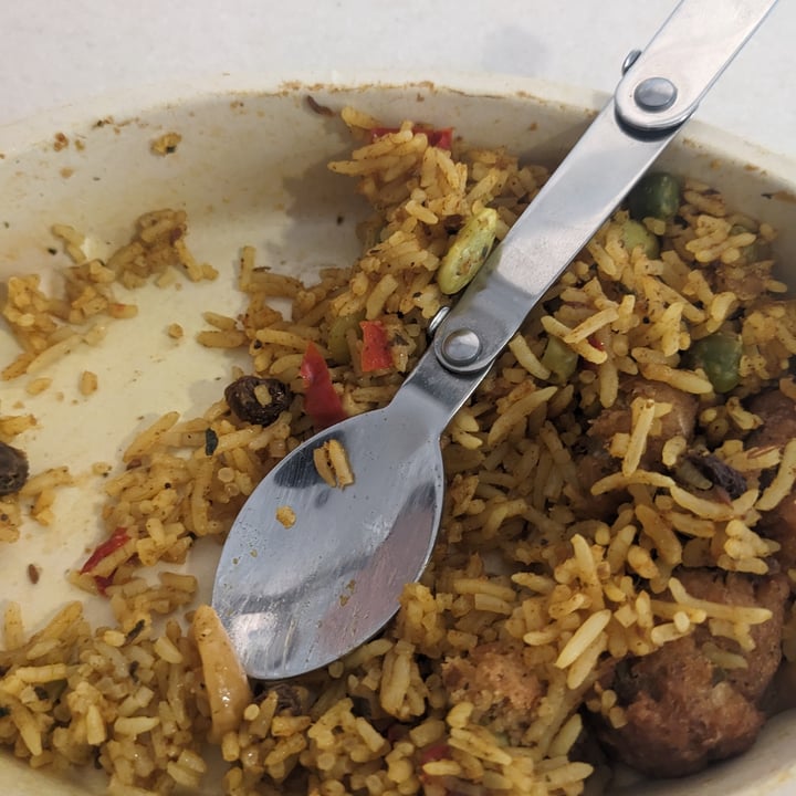 photo of Trader Joe's Vegetable Biryani shared by @rcrw88 on  24 Aug 2023 - review