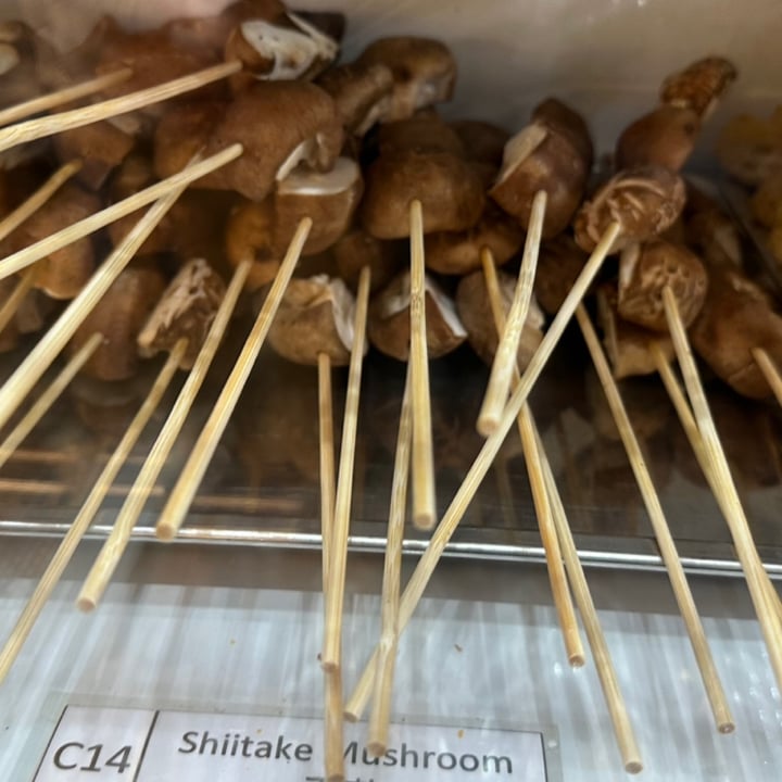 photo of Happy Lok Lok Shiitake Mushroom shared by @piggy-egg on  01 Mar 2024 - review