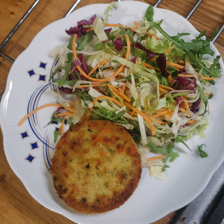 photo of la fattoria veg burger zucchine e menta shared by @kekolove72 on  02 May 2024 - review