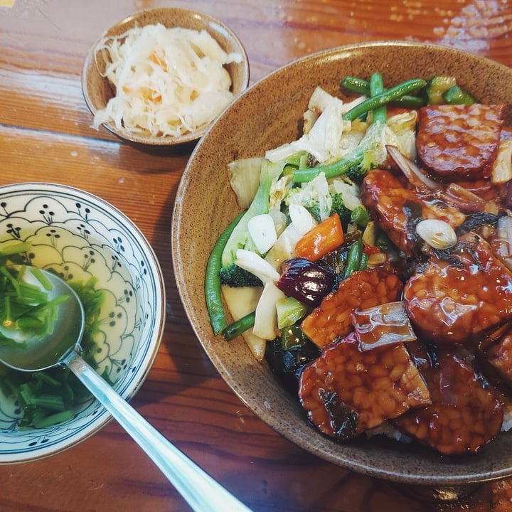 photo of Baguette Mi - Banh mi bistro Sauteed Tempeh with lemongrass and chili shared by @milenakowalczyk on  25 Apr 2024 - review