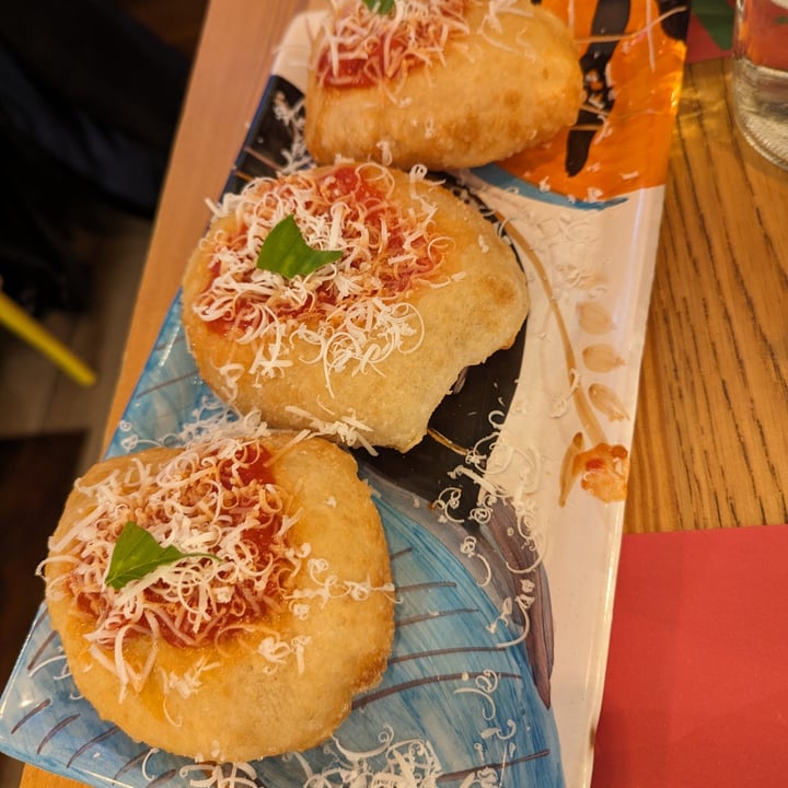 photo of Capperi che Pizza Montanarine Vegan shared by @irenesorti on  25 Jan 2024 - review