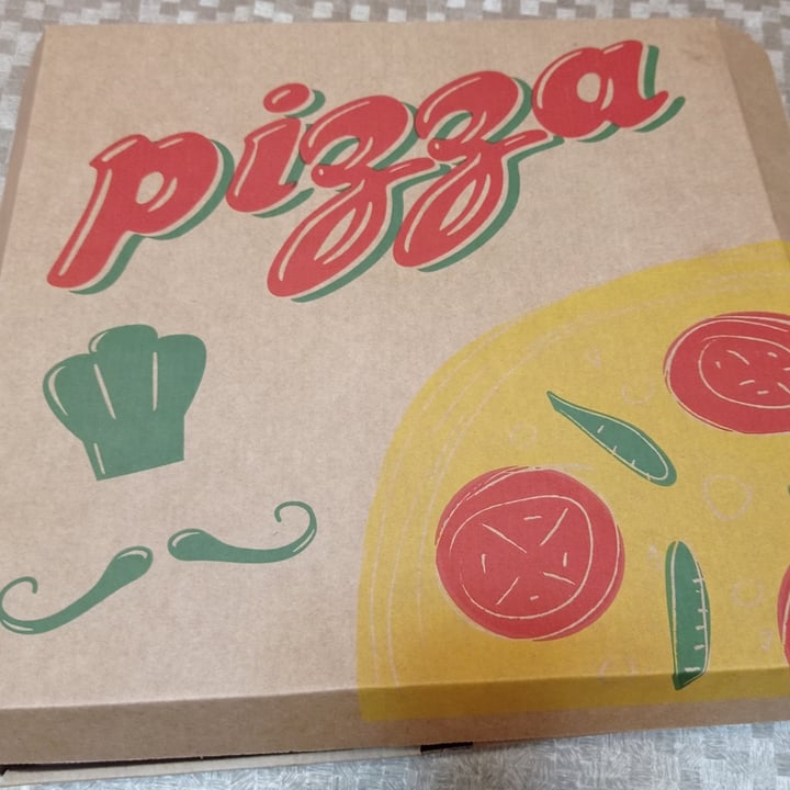 photo of deWeggie's Pizza Hawaiana shared by @isabeletta on  29 Aug 2023 - review