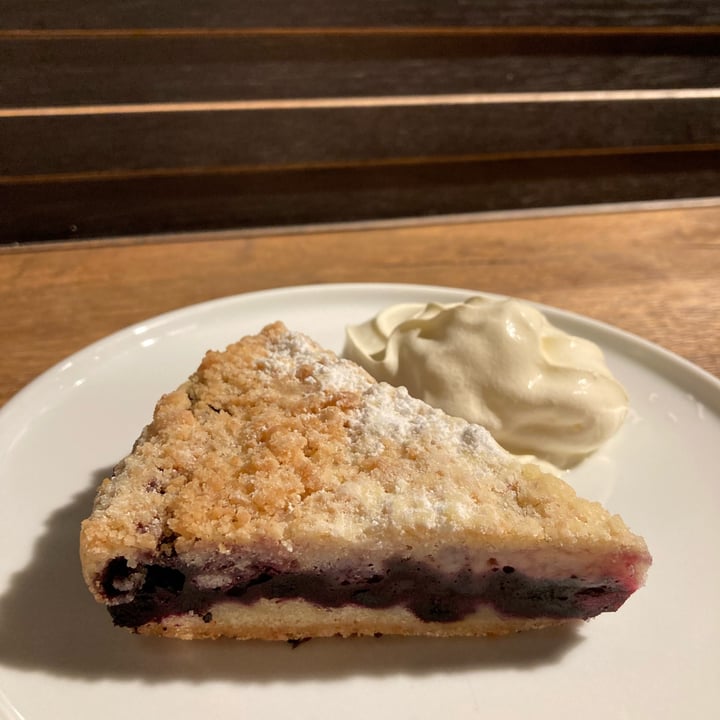 photo of Espresso House Blueberry pie shared by @greenp on  23 Oct 2023 - review