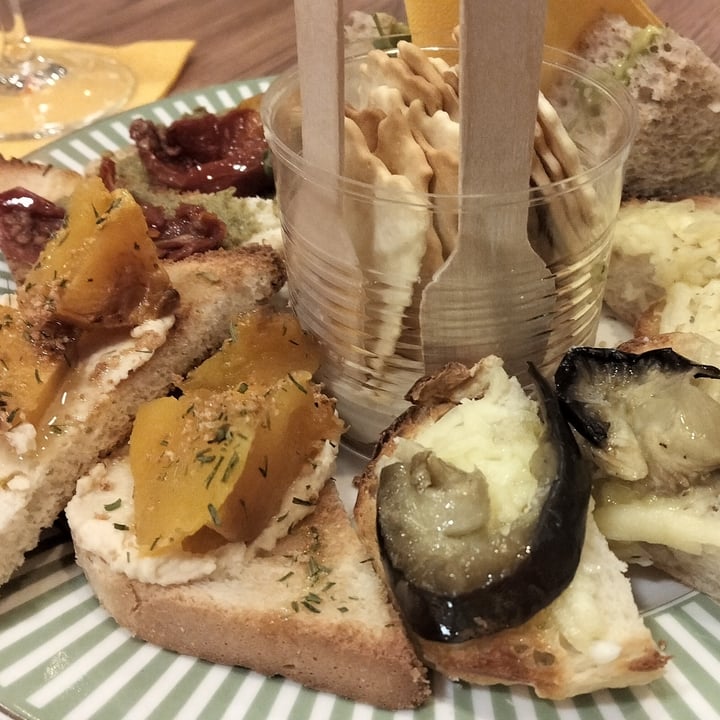 photo of Ludus Food & Games aperitivo vegano shared by @albaricoque9 on  04 Oct 2025 - review