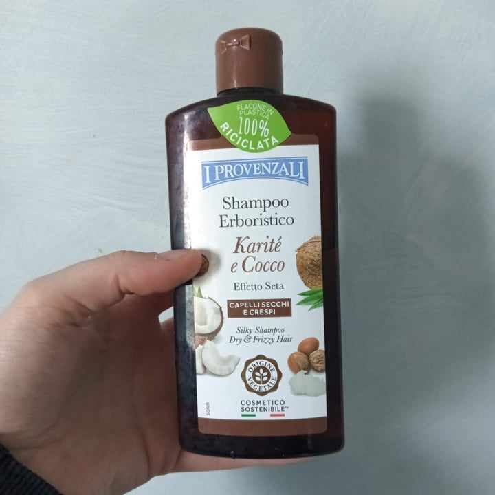 photo of I Provenzali Shampoo Erboristico Karité e Cocco shared by @sunflower00 on  15 May 2024 - review