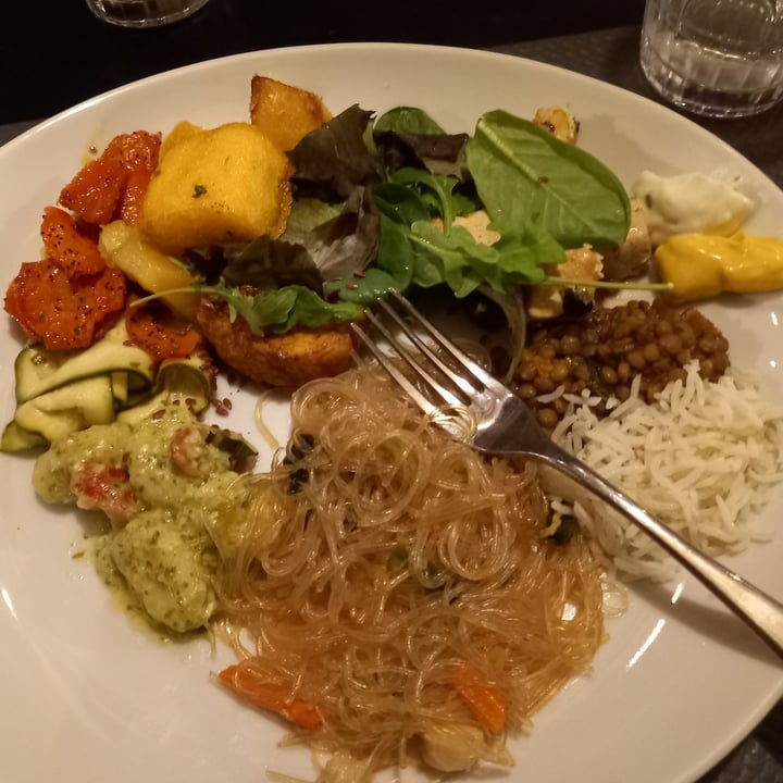 photo of Ops! Buffet a peso shared by @tapperugia7 on  06 Oct 2023 - review