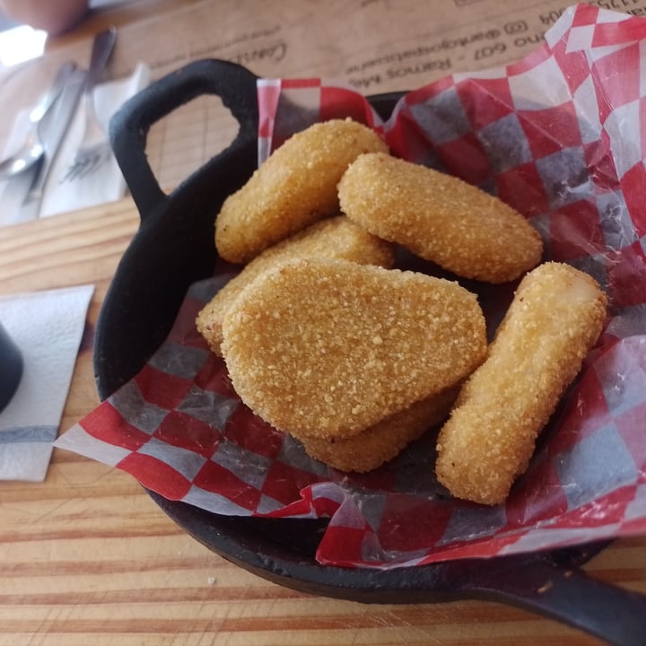 photo of Antojo’s nuggets shared by @barbaraverburg on  19 Nov 2023 - review