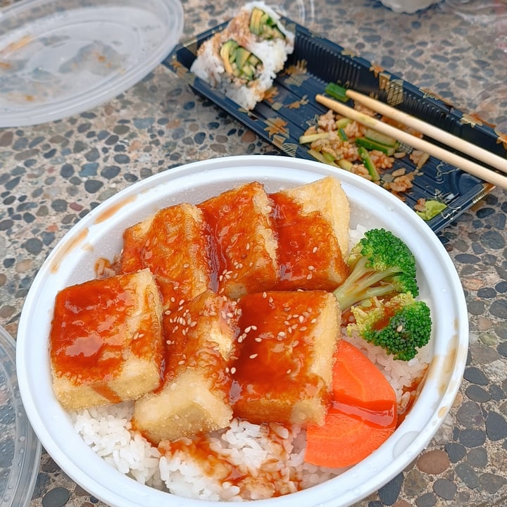 photo of Sushi Farm - Authentic Sushi and Japanese Cuisines Tofu teriyaki donburi shared by @veganintheworld on  16 Oct 2023 - review