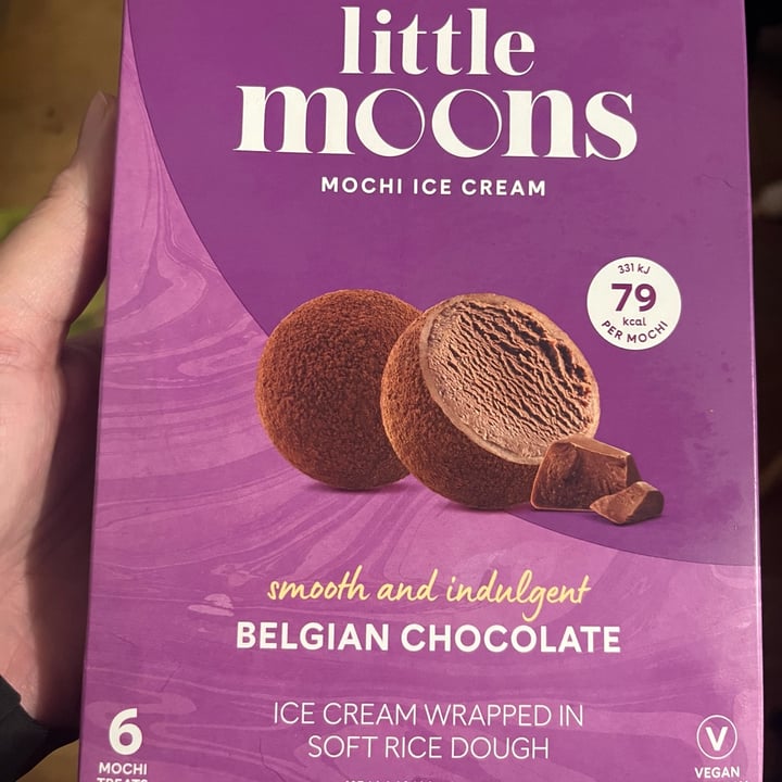 photo of Little Moons Belgian Chocolate Vegan Mochi shared by @laquokka on  01 May 2024 - review
