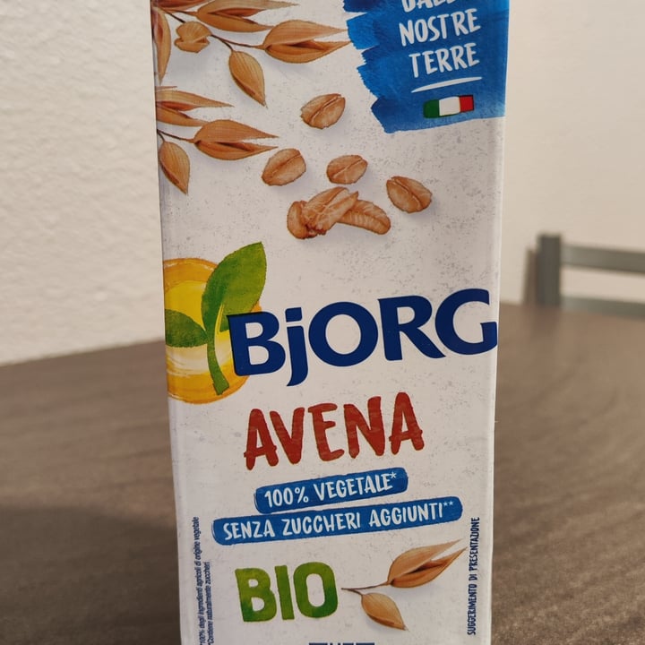 photo of Alpro Bevanda all'Avena shared by @unazampaperlaspagna on  04 Nov 2023 - review