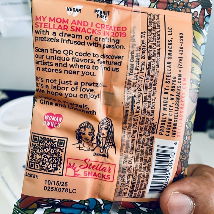 photo of Stellar Snacks Maui Monk Pretzel Braids shared by @vikas on  03 Sep 2025 - review