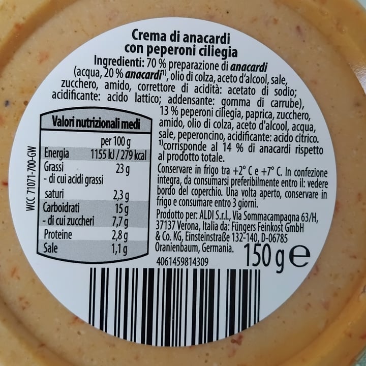 photo of ALDI crema di anacardi con peperoni ciliegia shared by @marta1977 on  21 Jun 2024 - review