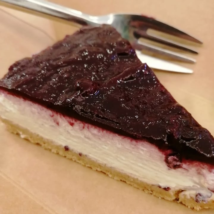 photo of Missfagiola Green Lab Bologna Cheesecake shared by @edengarden on  27 Nov 2023 - review