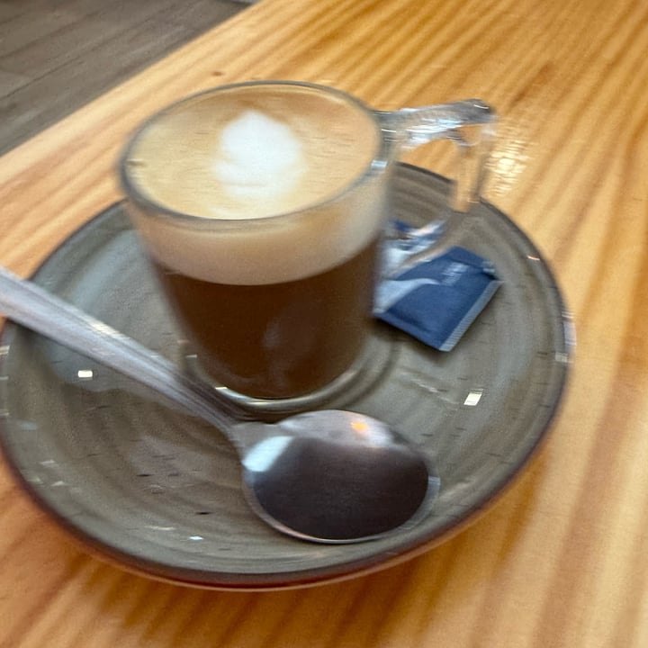 photo of Aguacate Coffee & Brunch Cortado con Leche de Avena shared by @ryanleys on  28 Sep 2025 - review