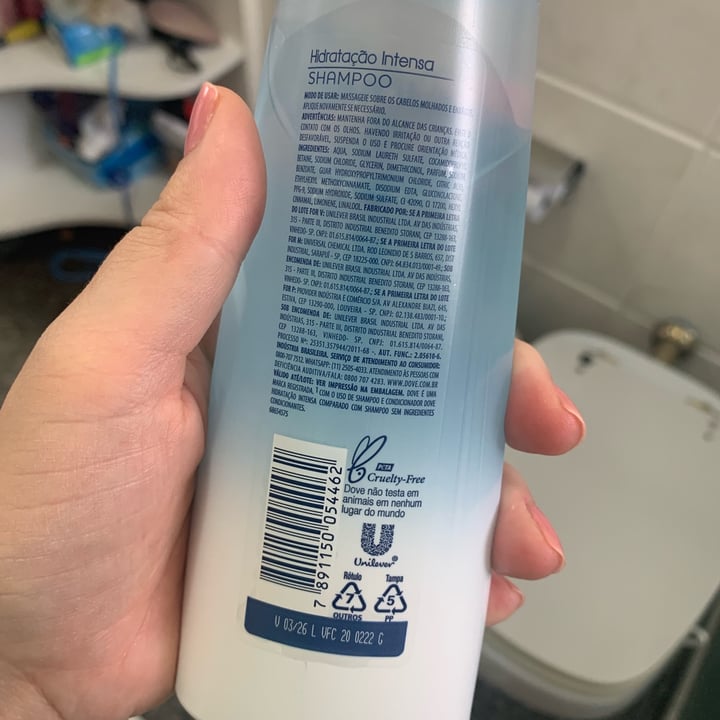 photo of Dove shampoo hidratação profunda shared by @giselevescio on  28 Aug 2023 - review