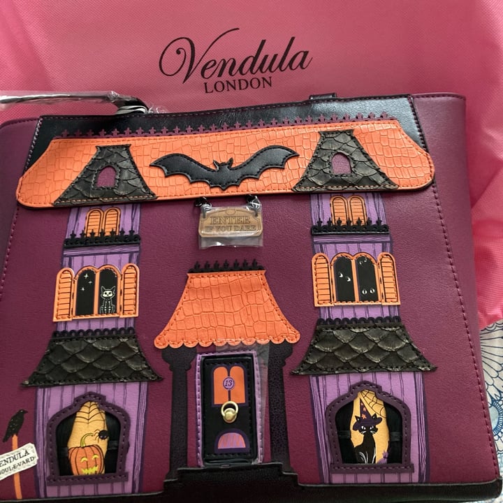 photo of Vendula London Vendula Ghoulevard Shopper Bag shared by @gattaviola on  07 Sep 2023 - review