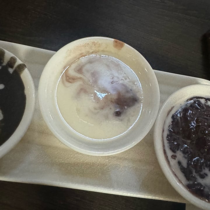 photo of Local Food - Yat Ka Yan Dessert Red Bean Almond shared by @csquaree on  18 Nov 2024 - review