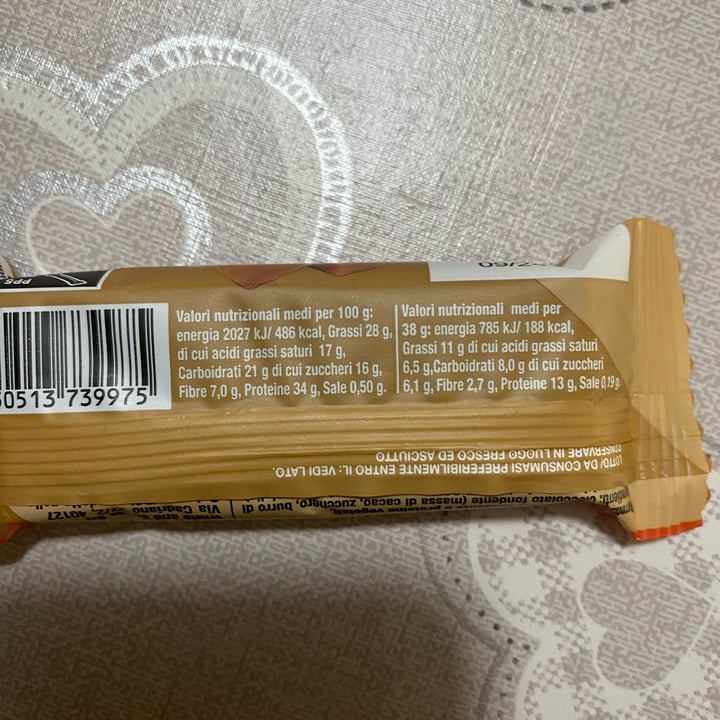 photo of White seeds Vegan Protein Bar Caramel And Dark Chocolate shared by @ccarlottaa on  21 Sep 2023 - review