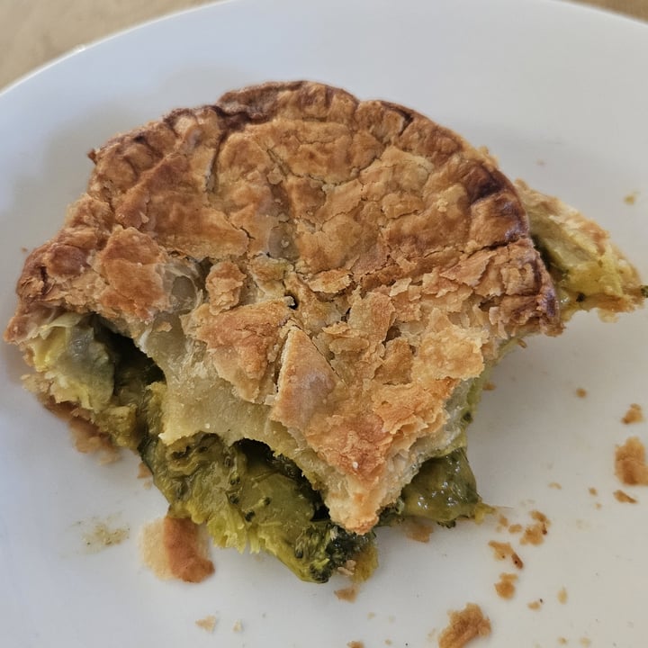 photo of King Pie Garden Pie shared by @therush on  24 Nov 2023 - review