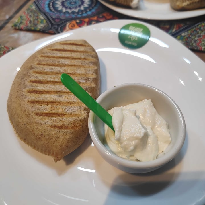 photo of Bigode Verde Vegan Food empanada de jaca shared by @muel on  29 Apr 2025 - review