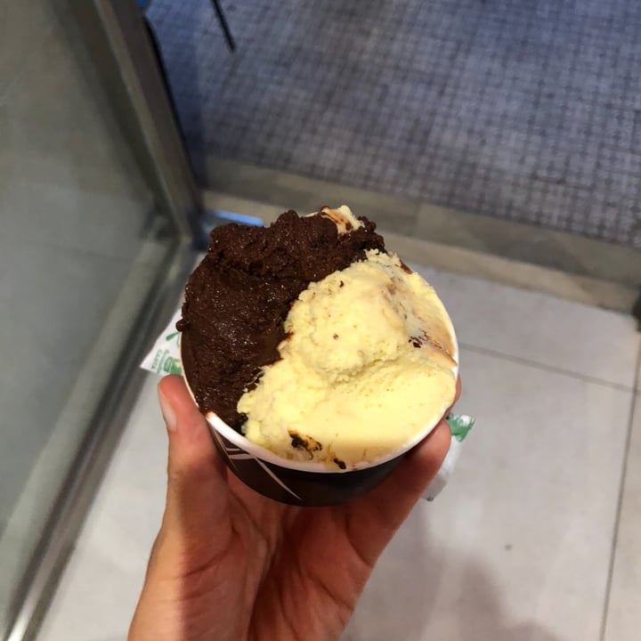 photo of MiCaMa Gelato cookies e cioccolato shared by @frappa on  04 Oct 2023 - review